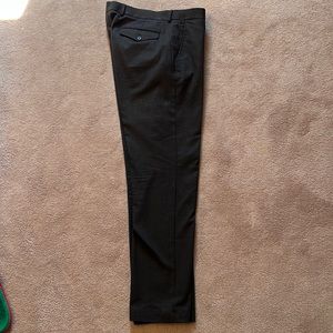 Nordstrom men’s shop slim fit dress pants. Size 35 waist 32 length. Dark brown.